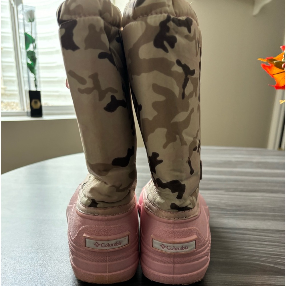 Columbia snow boots